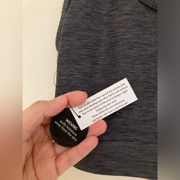 LuLaRoe Rise Invincible Sports Bra - dark heather grey, sz S. - Picture 4 of 12